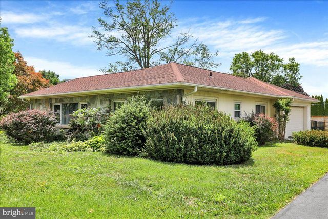 1601 OAK ST, Lebanon, PA 17042