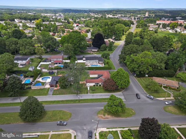 1601 OAK ST, Lebanon, PA 17042