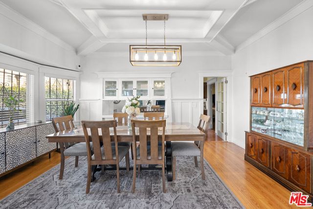 1558 N Kenmore Avenue, Los Angeles, CA 90027