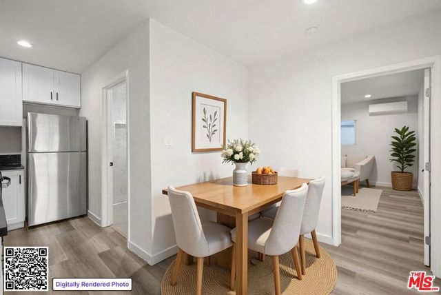 1558 N Kenmore Avenue, Los Angeles, CA 90027