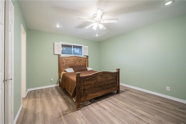 1519 Delwood, Alice, TX 78332