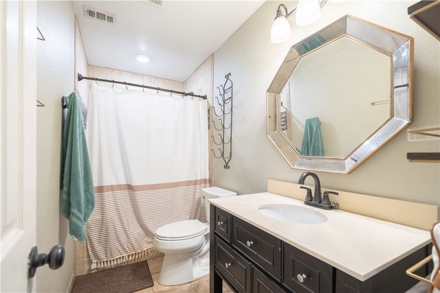 1519 Delwood, Alice, TX 78332