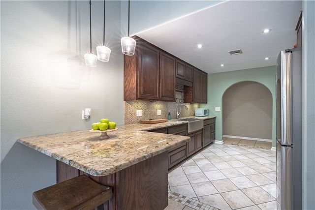 1519 Delwood, Alice, TX 78332