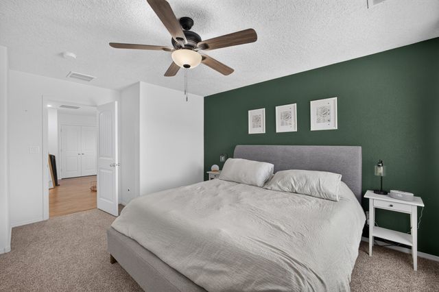 33 Hermanos Loop, Los Lunas, NM 87031