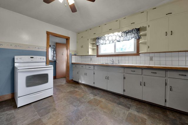 1303 S Pickaway Street, Circleville, OH 43113