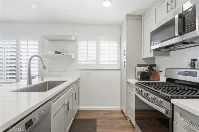 320 Hermosa 101, Hermosa Beach, CA 90254