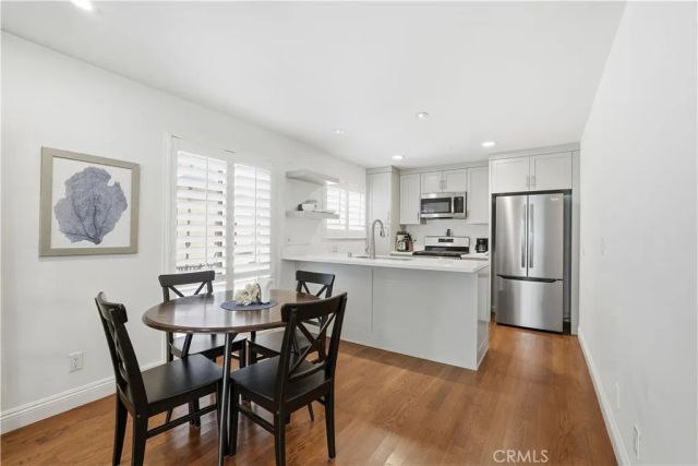 320 Hermosa 101, Hermosa Beach, CA 90254