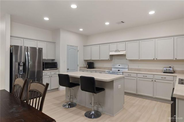 4200 Santa Olivia Street, Mission, TX 78572