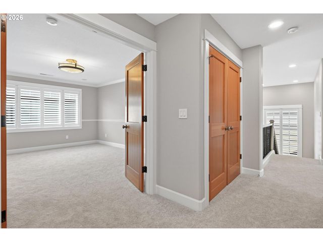 16461 Sw 132ND Ter, Tigard, OR 97224