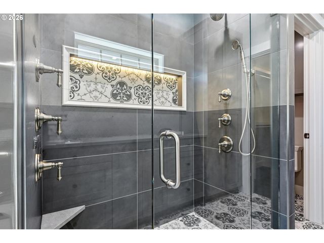 16461 Sw 132ND Ter, Tigard, OR 97224