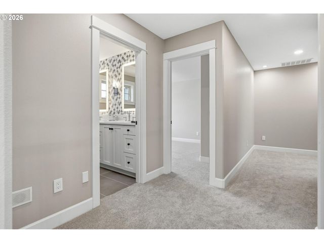 16461 Sw 132ND Ter, Tigard, OR 97224