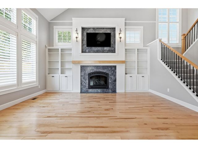 16461 Sw 132ND Ter, Tigard, OR 97224