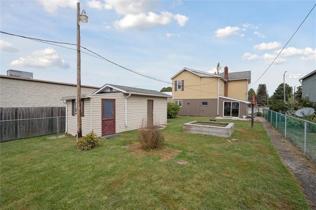 332 E Market St, Blairsville Area, PA 15717