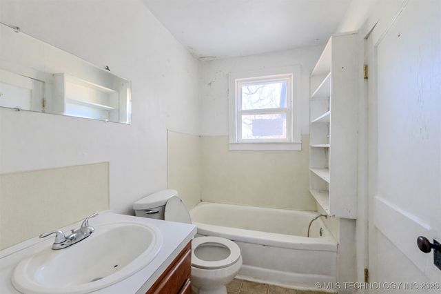 402 E Main Street, Wilburton, OK 74578