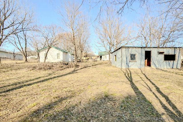 402 E Main Street, Wilburton, OK 74578