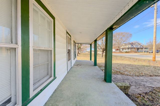 402 E Main Street, Wilburton, OK 74578
