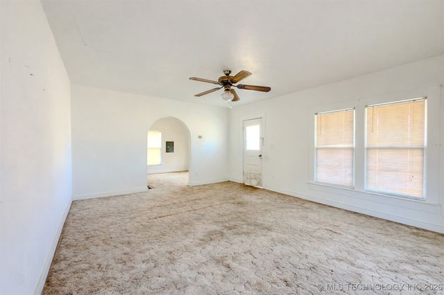 402 E Main Street, Wilburton, OK 74578