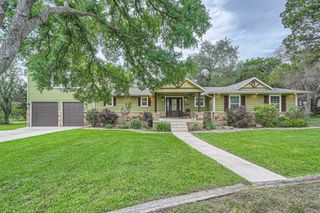 100 Comanche TRL, Georgetown, TX 78633