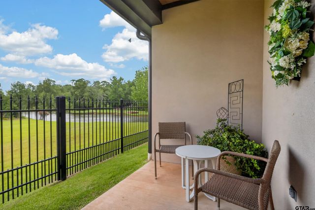 852 Laguna Dr., Tyler, TX 75703