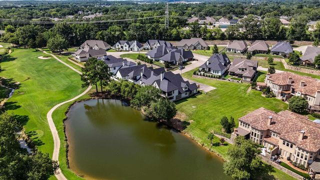 852 Laguna Dr., Tyler, TX 75703