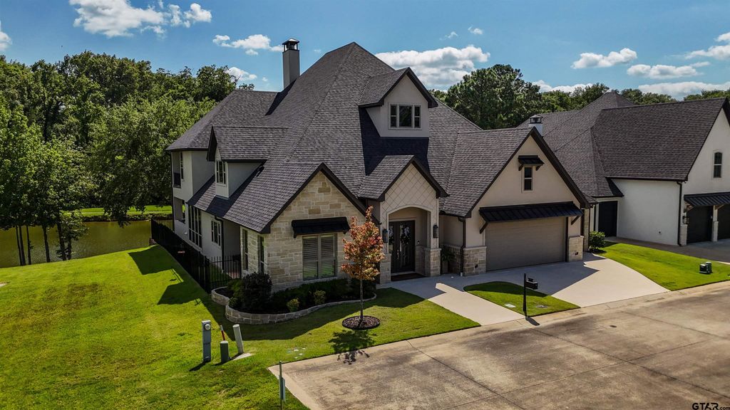 852 Laguna Dr., Tyler, TX 75703