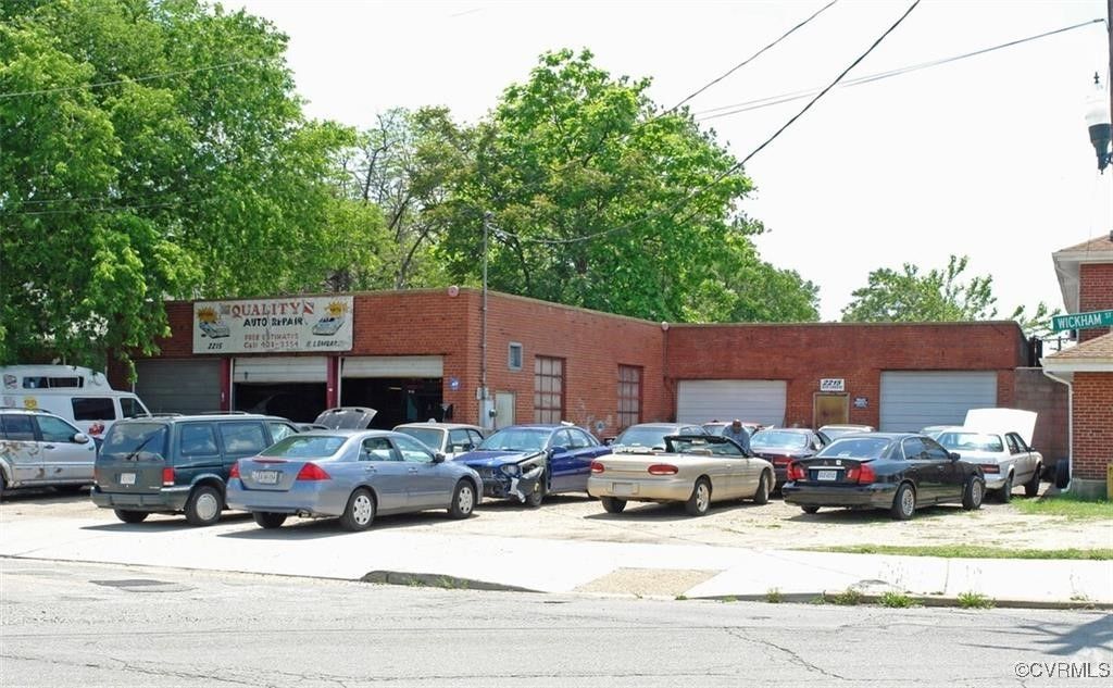 2215 N Lombardy St, Richmond, VA 23220