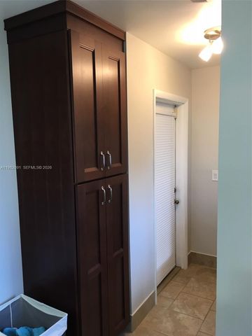 8421 SW 28th St 0, Davie, FL 33328