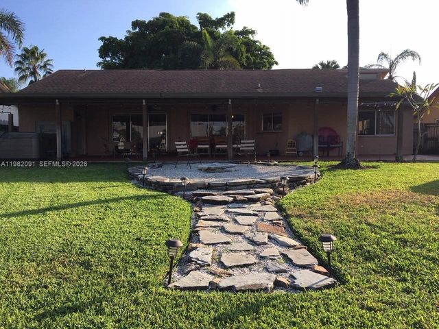 8421 SW 28th St 0, Davie, FL 33328