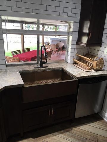 8421 SW 28th St 0, Davie, FL 33328