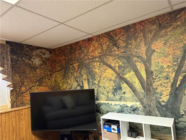 325 Meadowbrook Parkway East, Horseheads, NY 14845