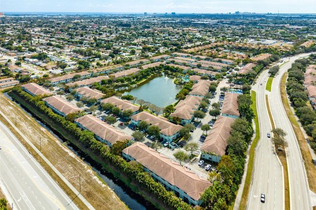 1992 Alamanda Way, Riviera Beach, FL 33404