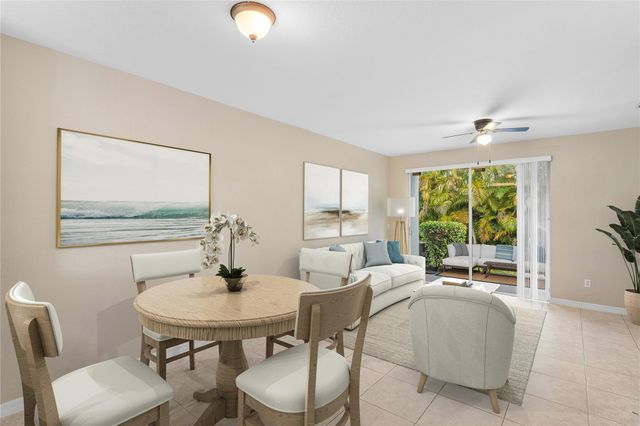 1992 Alamanda Way, Riviera Beach, FL 33404