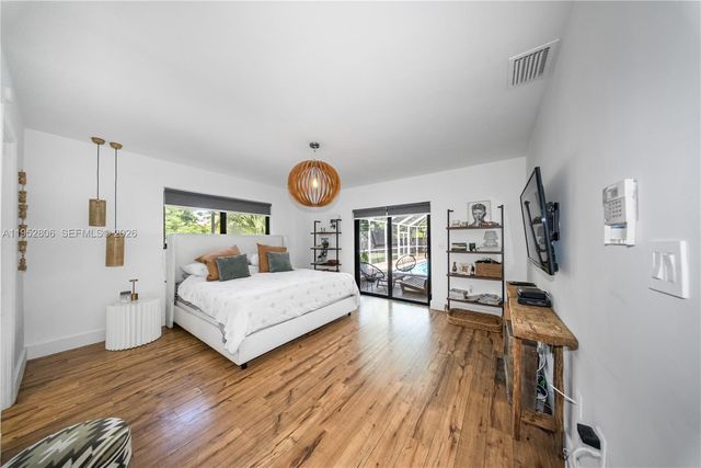 16900 SW 87th Ave, Palmetto Bay, FL 33157