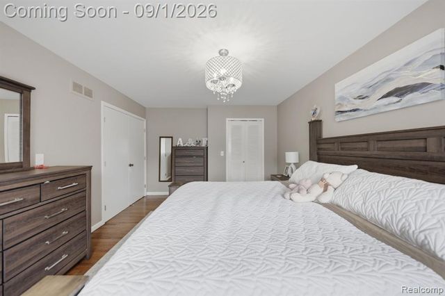 36018 Chapel Court, Clinton Township, MI 48035
