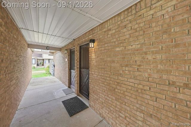 36018 Chapel Court, Clinton Township, MI 48035