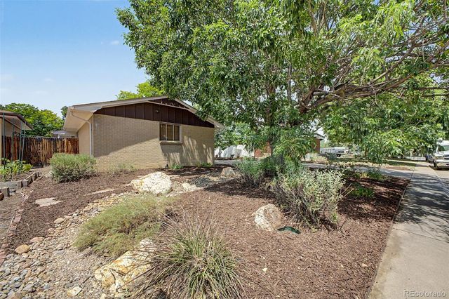 1511 S Cherry Street, Denver, CO 80222