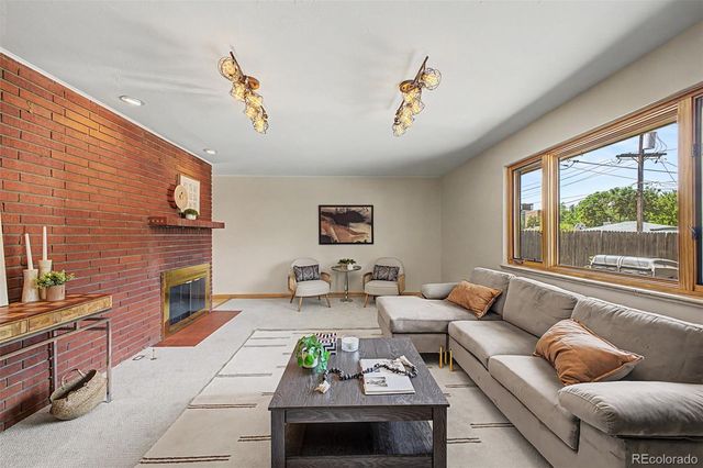 1511 S Cherry Street, Denver, CO 80222