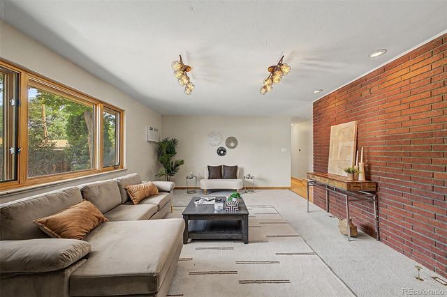 1511 S Cherry Street, Denver, CO 80222