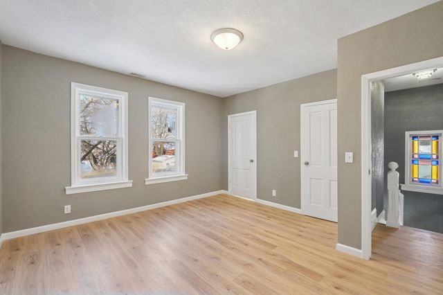 120 4th Avenue E, Shakopee, MN 55379