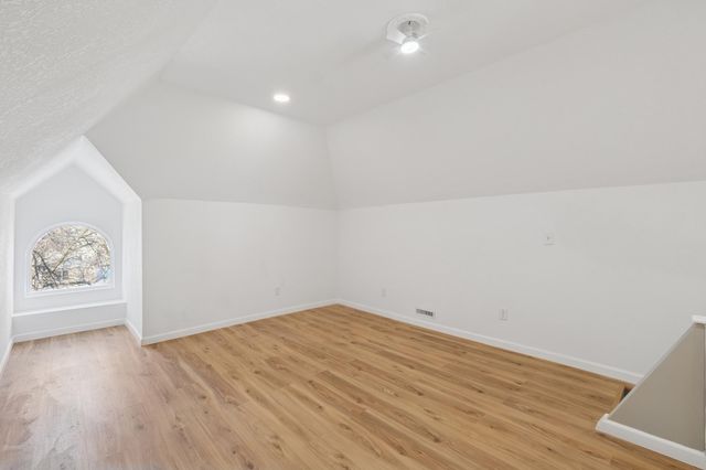 120 4th Avenue E, Shakopee, MN 55379