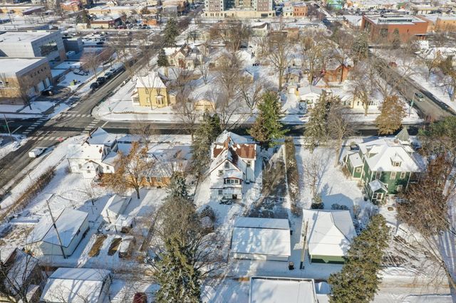 120 4th Avenue E, Shakopee, MN 55379