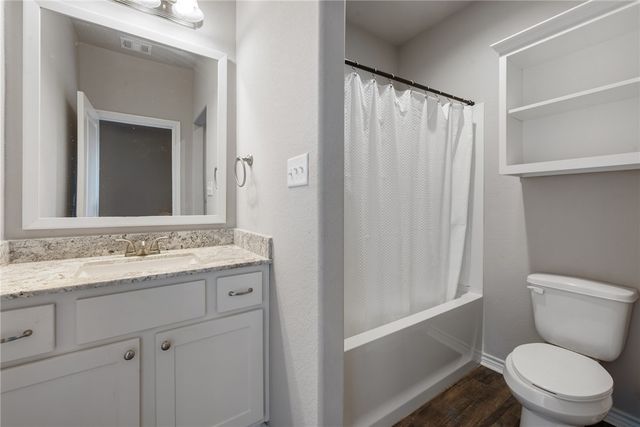 512 Hayes Lane, College Station, TX 77845