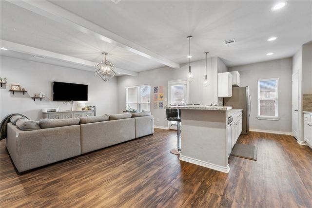 512 Hayes Lane, College Station, TX 77845