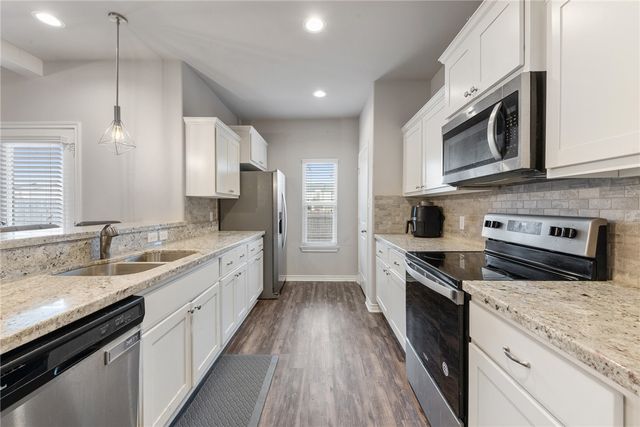 512 Hayes Lane, College Station, TX 77845