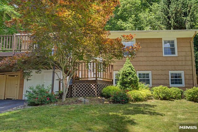 79 Truman Boulevard, Oakland, NJ 07436