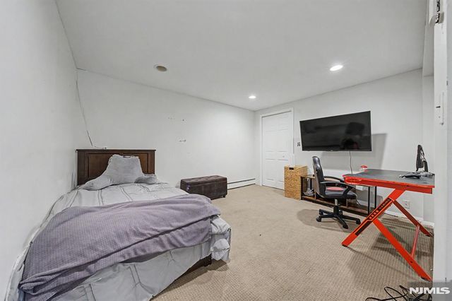 79 Truman Boulevard, Oakland, NJ 07436