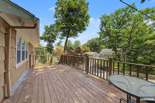 79 Truman Boulevard, Oakland, NJ 07436