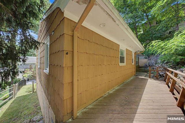 79 Truman Boulevard, Oakland, NJ 07436