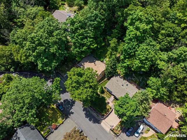 79 Truman Boulevard, Oakland, NJ 07436
