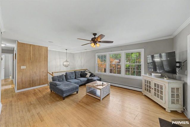 79 Truman Boulevard, Oakland, NJ 07436